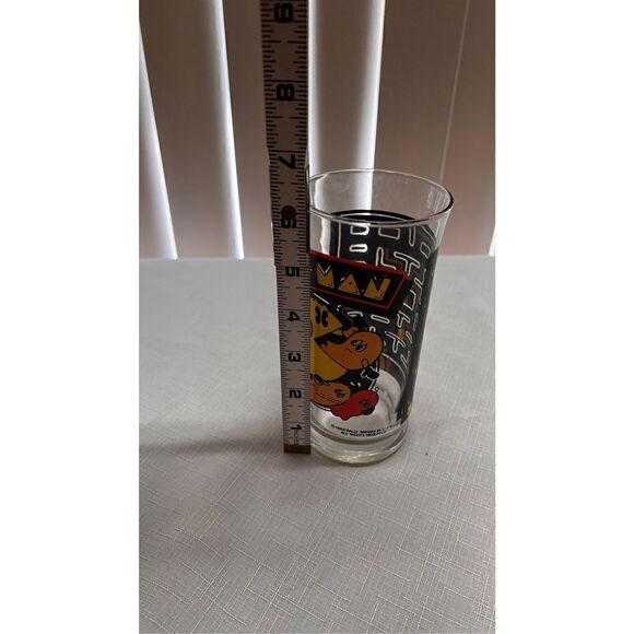 PAC MAN 1982 COLLECTABLE GLASS VIDEO GAME - Picture 8 of 8